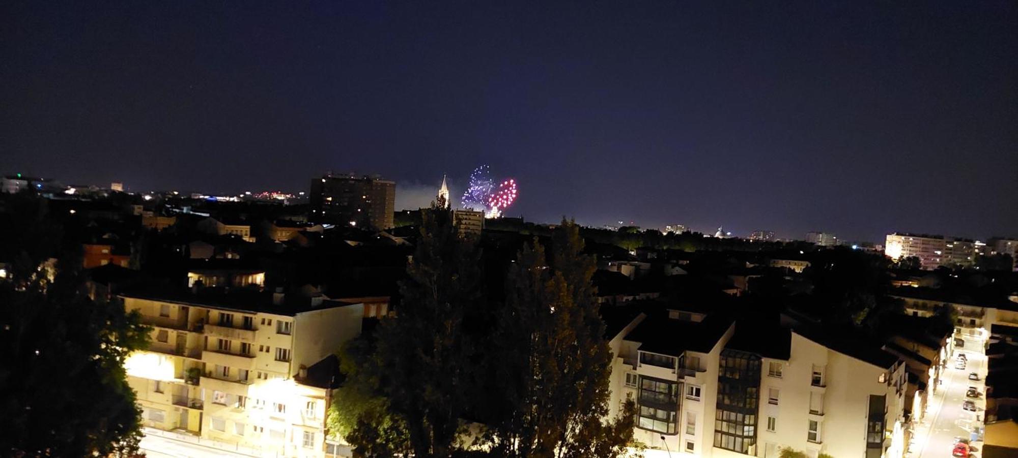 Appartement Le Panoramique à Toulouse Extérieur photo